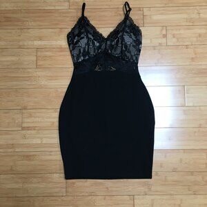 Like New Haute Monde Black Lace-Detail Dress